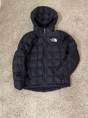 The North Face Kids Thermoball Hooded Boys Jacket Black Size 6 XS